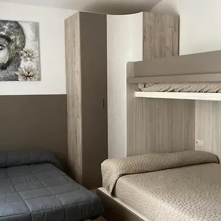 Génova * Les Tres Cales